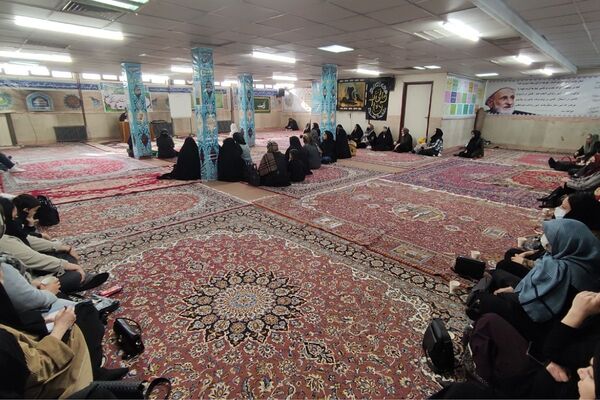 سلسله جلسات گفتمان دینی و مشاوره خانواده در هنرستان موفقیان