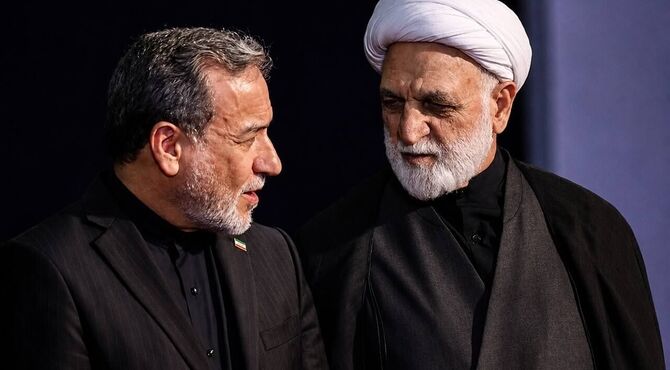 عراقچی در پیامی به رئیس‌ قوه‌ قضائیه: ایران بیش از هر زمان دیگری نیازمند انسجام، هم‌افزایی و هماهنگی است