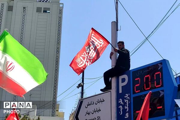  وداع با رهبر شهید در جوار بارگاه رضوی