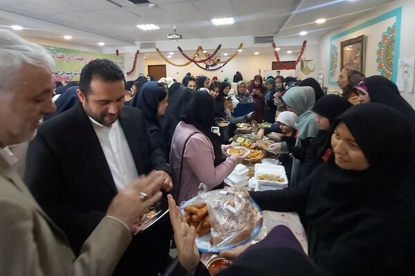 برگزاری جشنواره غذا در آموزشگاه الهام ناحیه دو شهرری 