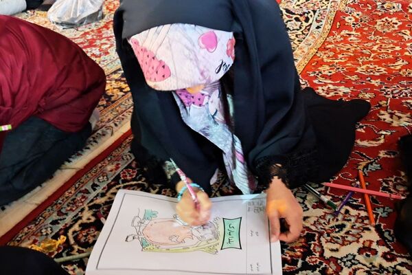 برپایی غرفه کودک در حاشیه نماز جمعه شهرستان کاشمر 