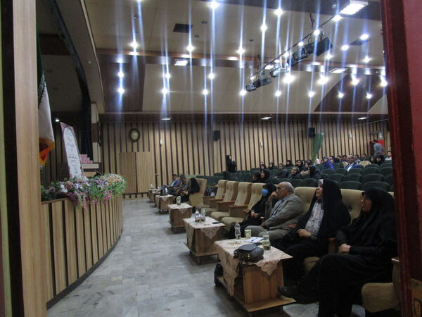 آیین تجلیل از روانشناسان البرزی در کانون امام علی(ع) کرج