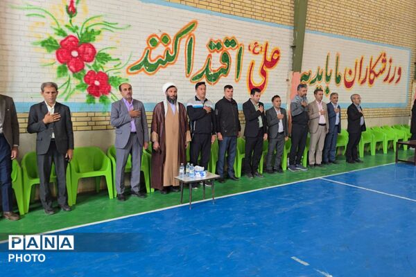 المپیاد ورزشی درون‌مدرسه‌ای با حضور مسئولین شهرستان فلارد