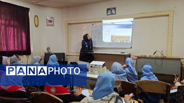  دوره مقدماتی خبرنگاری در پژوهشسرای دانش‌آموزی ناحیه۶ مشهد