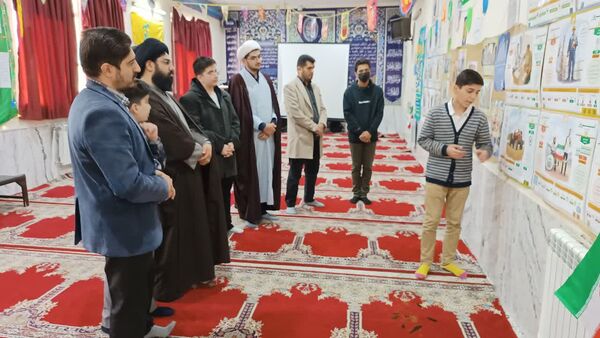 برپایی نمایشگاه مدرسه انقلاب در دبیرستان شهید رجایی