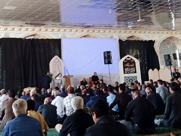 تحویل سالی متفاوت در امامزاده سید حمزه کاشمر