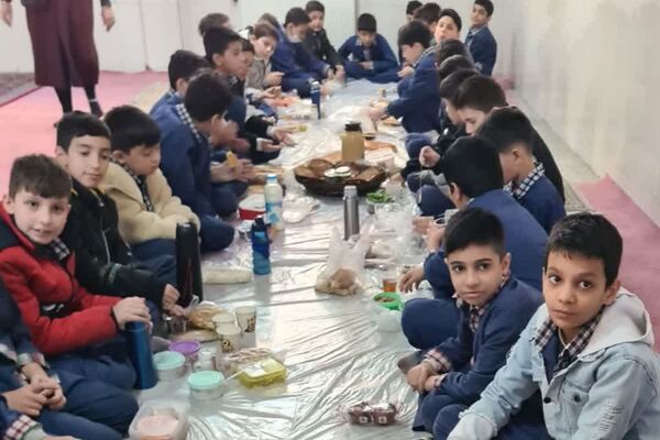 نان های محلی در برنامه غذایی صبحانه سالم