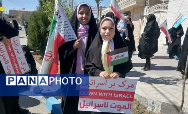 راهپیمایی مردم روستای صرم قم در روز قدس