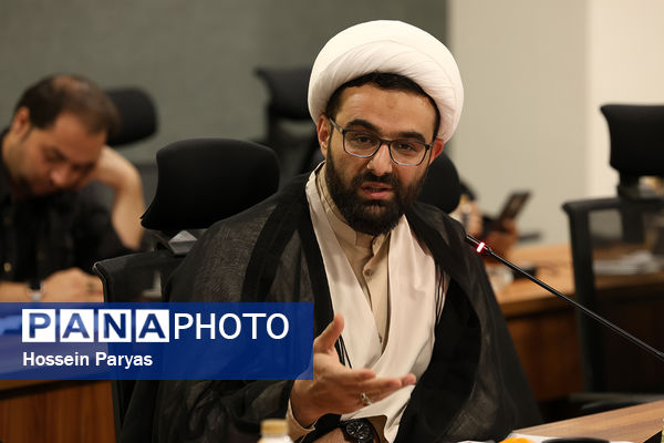 نشست اعضای شورای اندیشه‌ورز اوقات فراغت دانش‌آموزان