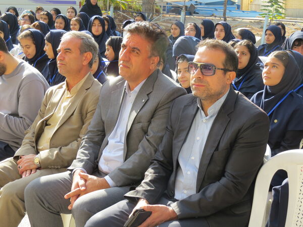 انتخابات همیار مشاور مدرسه دخترانه فرزانگان
