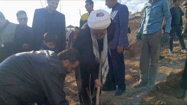 جشن روز درختکاری در بامشار کاشمر 