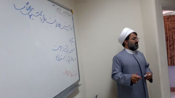 برگزاری دوره‌ توجیهی، آموزشی منادیان تربیت استان مرکزی در شهر قم