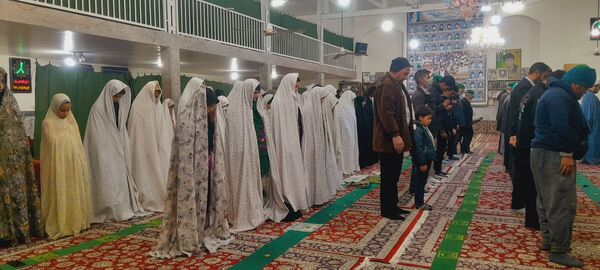 اعتکاف غوطه ور شدن در دریای روشن امید