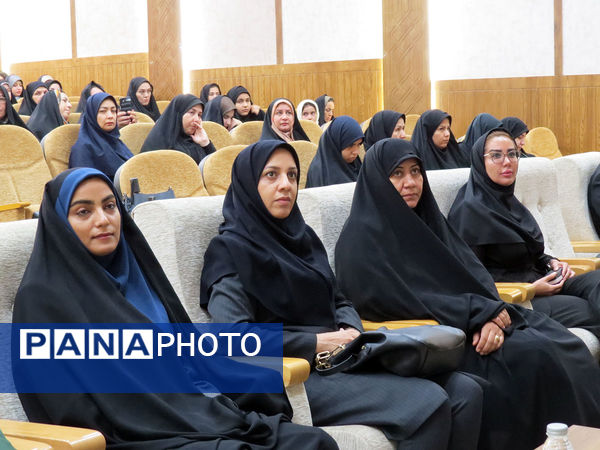 برگزاری دومین همایش بانوان کار آفرین استان در بجنورد