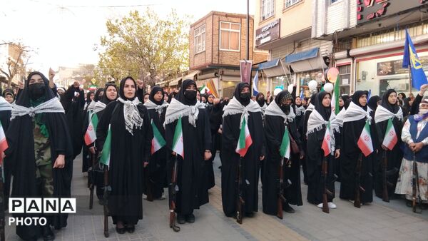 اجتماع و رزمایش بزرگ 2000 نفری دختران جانفدای اهر