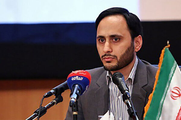 ایستادگی در برابر دشمن نیازمند تغییر سبک زندگی متناسب با شرایط جنگی است