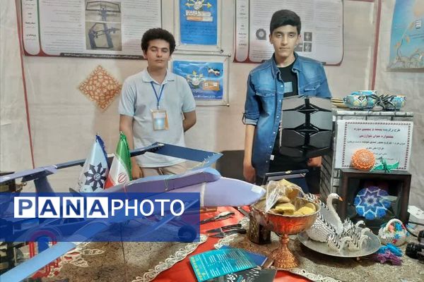 دومین نمایشگاه دستاوردهای پژوهشی سمپاد کل کشور به میزبانی اداره کل آموزش و پرورش شهرستان‌های تهران 