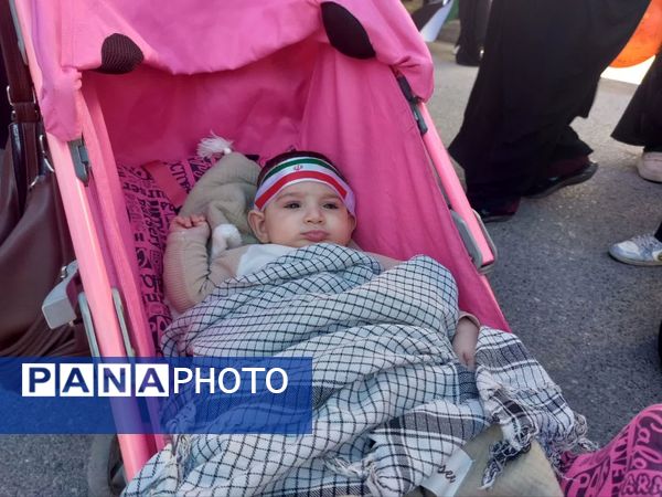 حماسه حضور نوجوانان کردکوی در روز دانش‌آموز