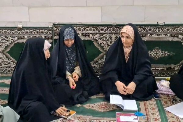 سه روز خلوت نوجوانانه با خدا در مسجد امام رضا (ع)