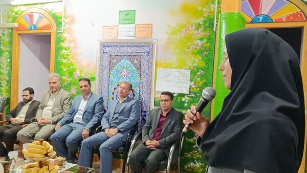 جشن یلدا در دبیرستان نمونه اندیشه 