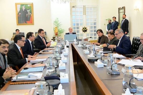 کابینه پاکستان: قطار تهران-اسلام‌آباد-استانبول به زودی راه اندازی می شود