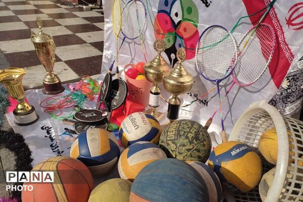 هفته تربیت‌بدنی در دبیرستان شهید عیسی وند 