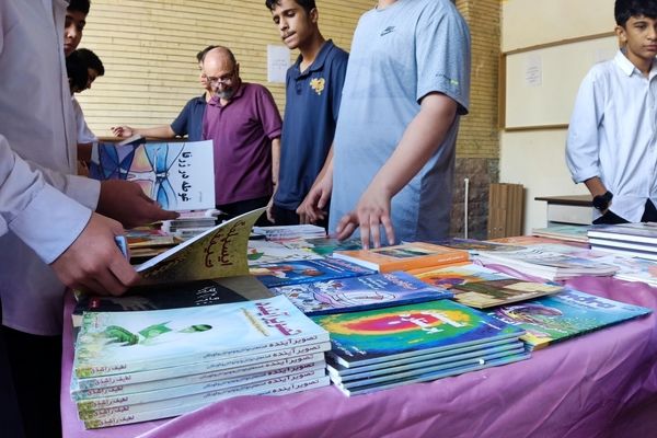 فرصتی برای تقویت کتاب‌خوانی دانش‌آموزان