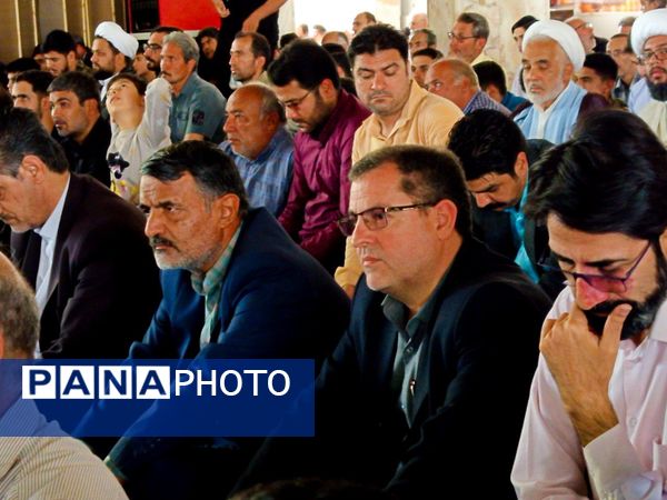 نماز جمعه ای با رنگ خون شهید در کاشمر