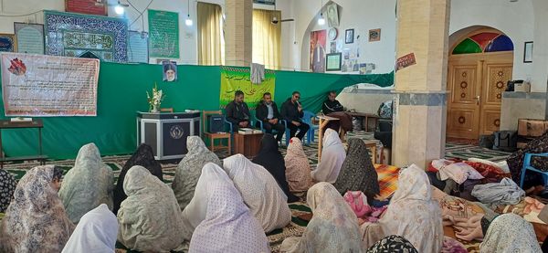 شور و حضور بانوان در مراسم معنوی اعتکاف در شوراب صغیر 