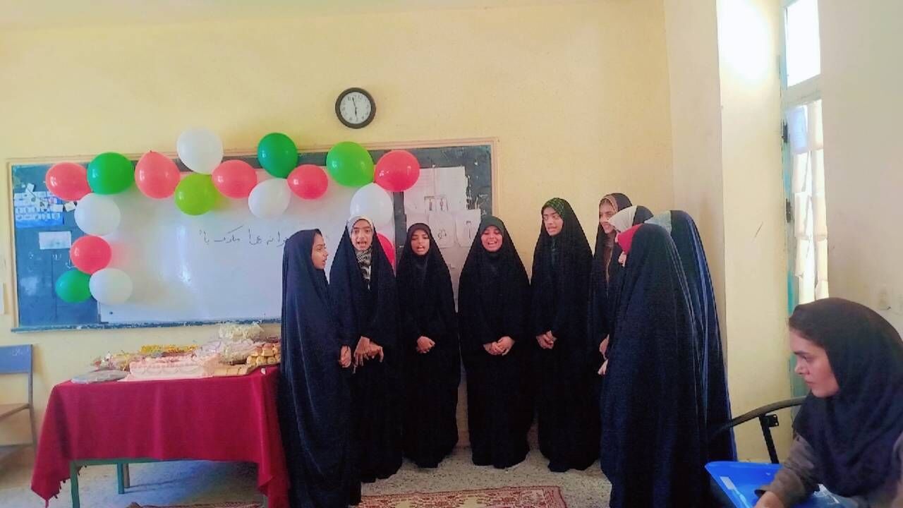 میناب، جایی برای شکوفایی جوانه‌ها