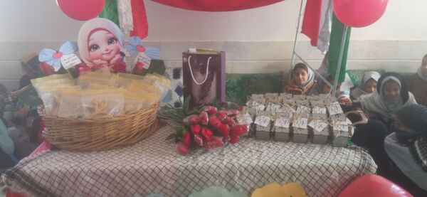 گرامیداشت ۱۳ آبان ماه ویژه دانش آموزان مدرسه تکتم خلیل آباد