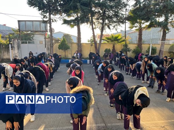 صبحگاه تشکیلاتی در مدرسه شبخ فضل الله نوری کومله