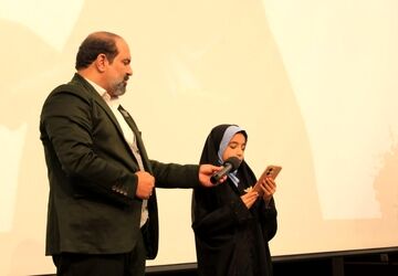 رجزخوانی در مراسم روز  معلم
