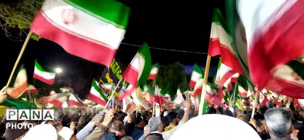 می آییم تا آینده را بسازیم