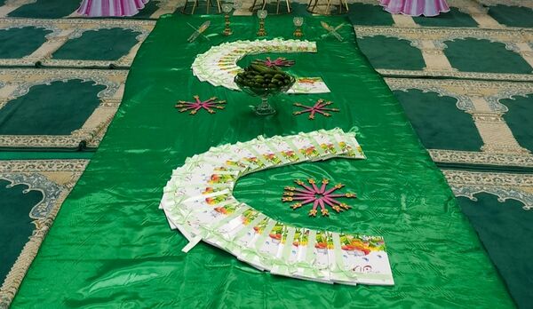 جشن قرآن پایه اول در دبستان دخترانه امام هادی (ع)
