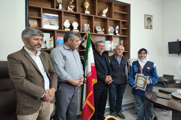 تجلیل از اصحاب رسانه و دانش آموز خبرنگاران فعال پانا در شهرستان خلخال