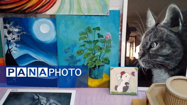 نمایشگاه هنر در مدرسه عطیه۲ ناحیه هفت مشهد مقدس