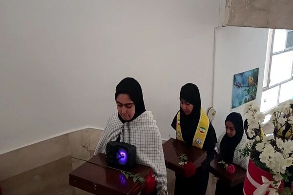 گرامیداشت هفته نیروی انتظامی در دبیرستان شهید مجید دهنوی