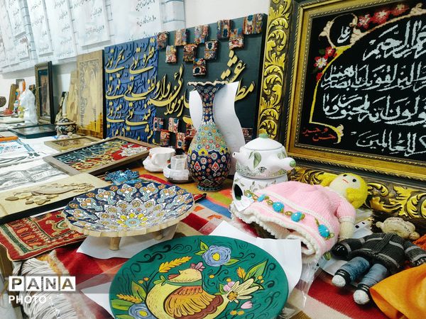 جشنواره‌های فرهنگی هنری «امید فردا» و «پرسش مهر» در کرج