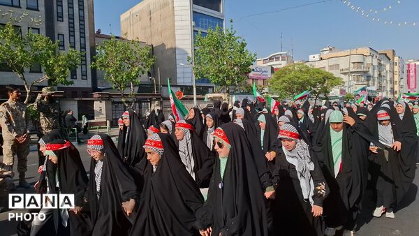 آینده‌سازان فردا، جان‌فدایان امروز