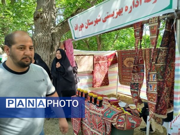 جشنواره توت سفید در هوراند