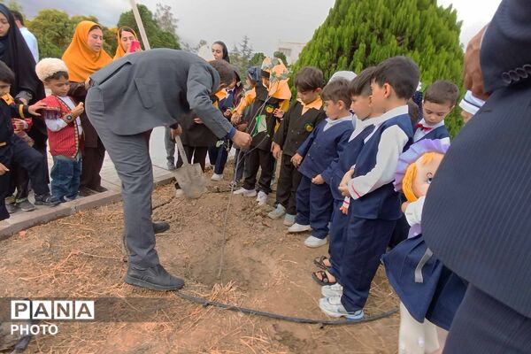 جشن غنچه‌ها در خراسان شمالی؛ آغاز فعالیت کودکستان‌ها در سال تحصیلی جدید