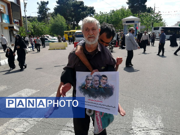 راهپیمایی نمازگزاران جمعه قم در حمایت از عملیات وعده صادق و طرح نور