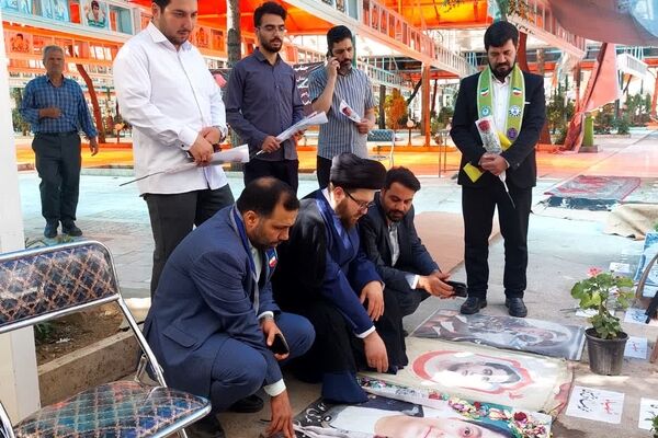 آیین گلباران مزار شهدا در سالروز تاسیس سازمان دانش‌آموزی