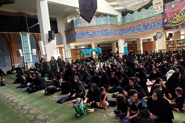 مراسم شیرخوارگان حسینی در منطقه پردیس 