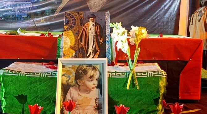 وداع مردم ولایی رودبار جنوب با امام شهید امت، از راه دور