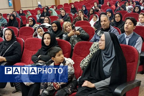 جلسه آموزشی خبرنگاران پانا در اداره رباط‌کریم