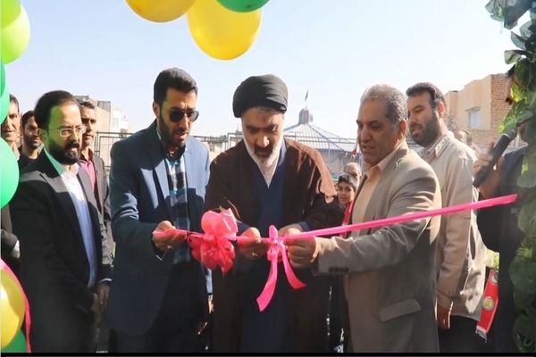  افتتاحیه زمین چمن دبستان فطرت