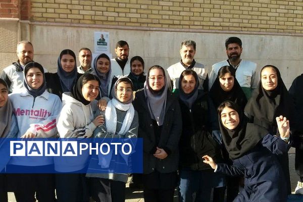 مراسم چهارشنبه‌ امام‌ رضایی در بهارستا‌ن دو