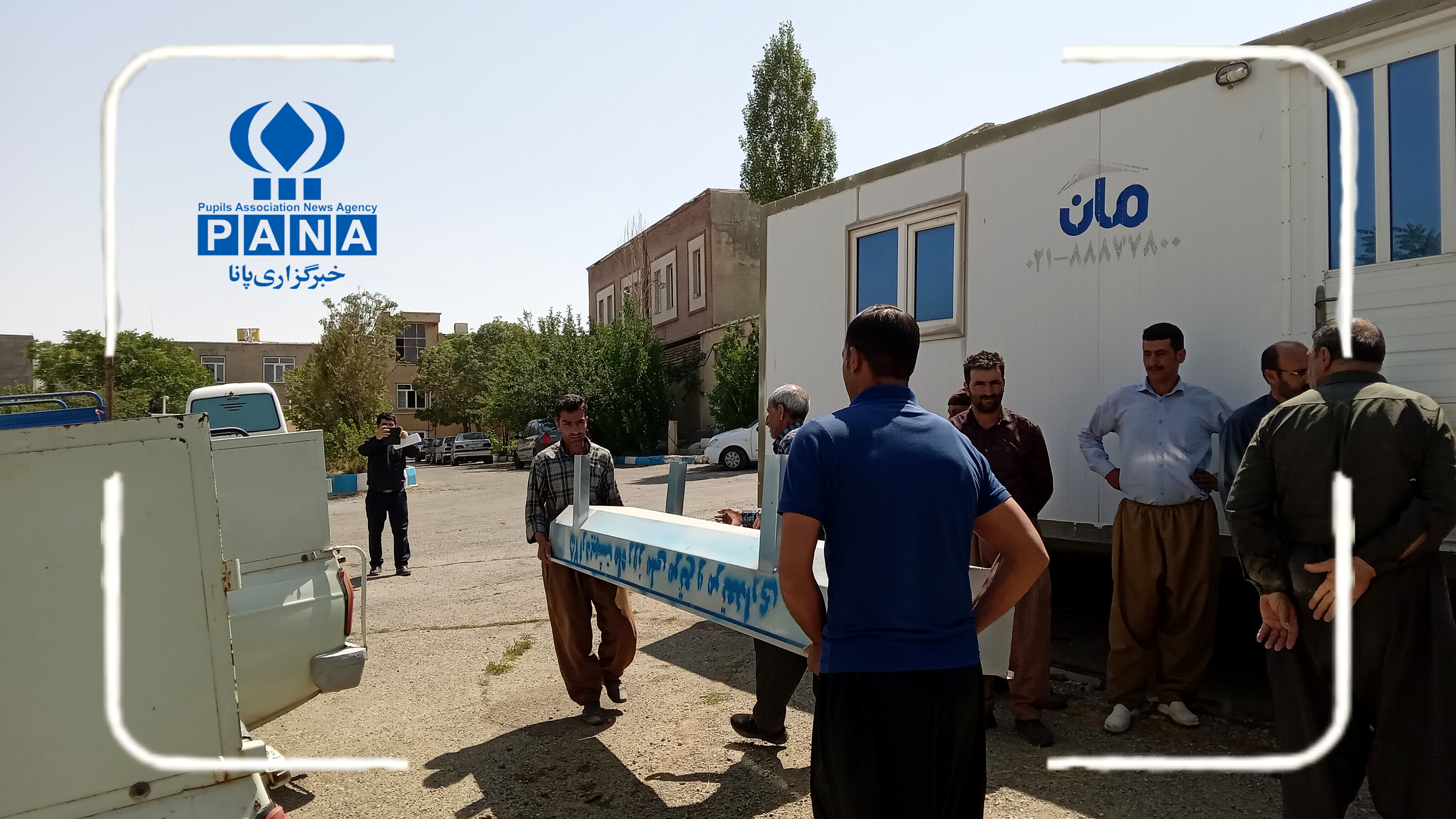 توزیع 100 دستگاه آبشخور در روستاهای شهرستان دهگلان